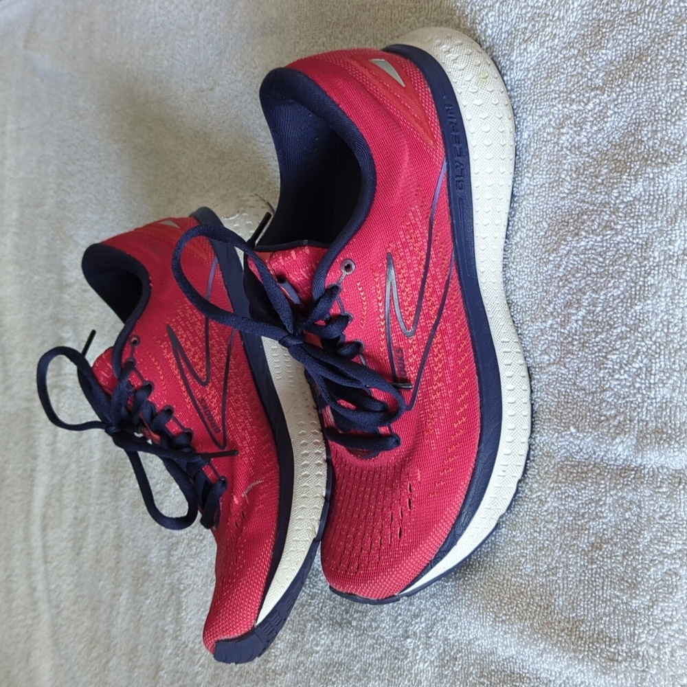 Brooks Glycerin 19 women's 6 1/2